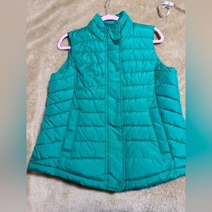 WOMEN GAP VEST SIZE M